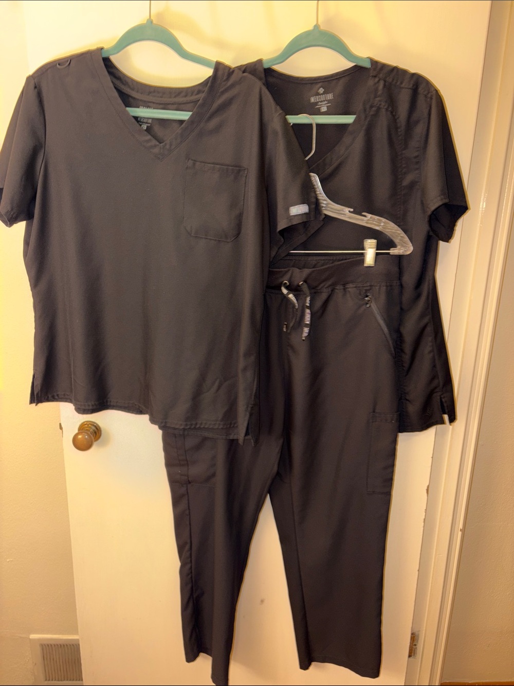 Medcouture Insight Scrub set Black (BLAC) top and bottom set. - 2 tops 1 bottom